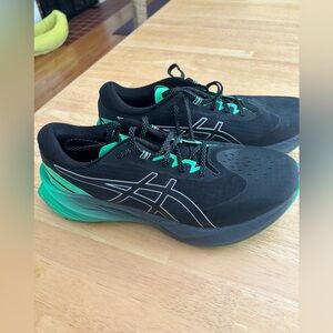 Asics Novablast 3